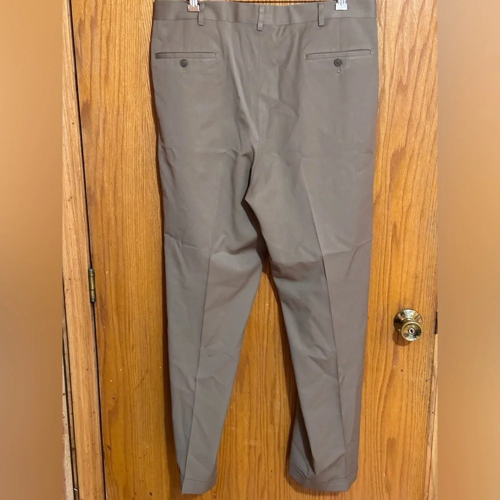 Men’s dress pants‎ pleated cuffed Sz 36x32